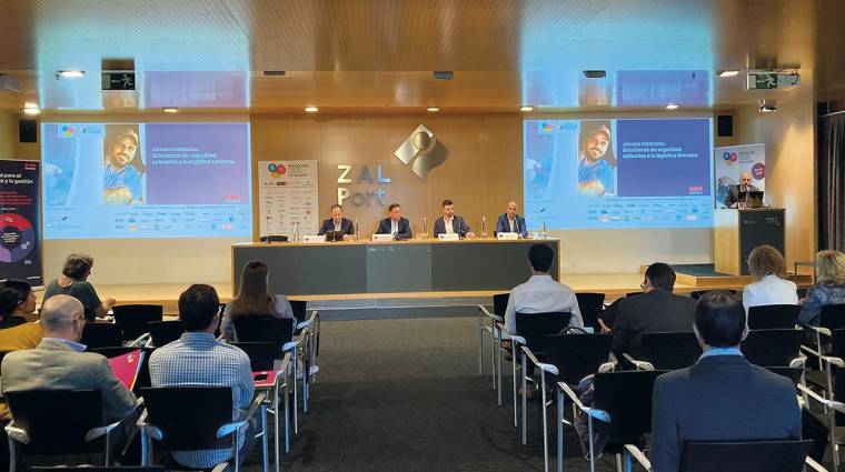 La jornada se ha celebrado en el auditorio del Service Center de la ZAL de Barcelona.