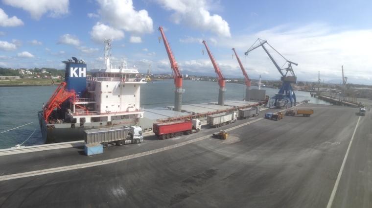 El Puerto de Baiona se sit&uacute;a entre los primeros puertos de Francia los tr&aacute;ficos de graneles agroalimentarios.