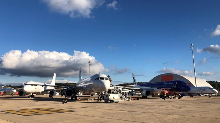 Se analizarán, investigarán y difundirán soluciones de sostenibilidad y de búsqueda de nuevas aplicaciones innovadoras para los aeropuertos y aeródromos.