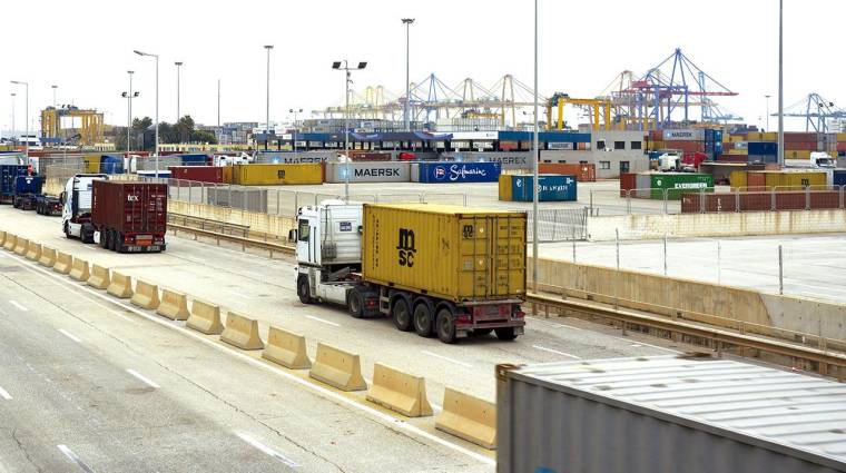 El transporte portuario no secundará el paro convocado por Plataforma. Foto: DP.