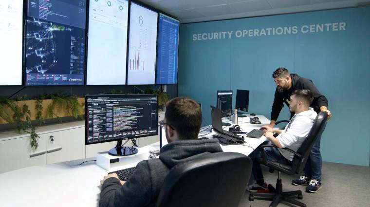 Instalaciones de Atlantis SOC, el Centro de Operaciones de Seguridad de la División de Ciberseguridad de Cuatroochenta, Sofistic, en Castellón.