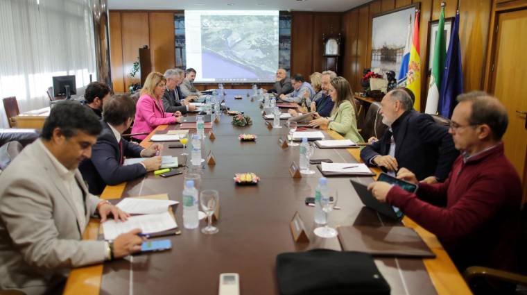 El contenido del Plan de Empresa 2023 del Puerto de Huelva ha sido debatido y consensuado previamente con el organismo público de Puertos del Estado.