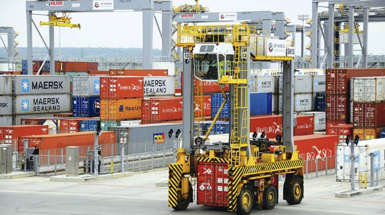 Cargotec (Kalmar) y Konecranes son los fabricantes l&iacute;deres en Europa en equipos y servicios para la manipulaci&oacute;n de cargas.