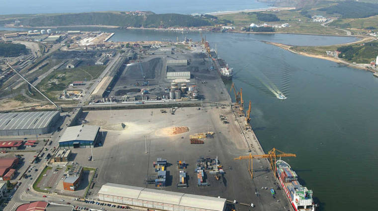 La carga general ha crecido un 11,17% en lo que va de año en el Puerto de Avilés