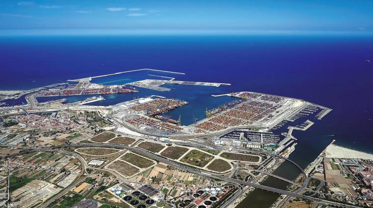 La decisión de MSC no ha pasado desapercibida para los habitantes del valenciano barrio de Natzaret, muy cercano a la Zona de Actividades Logísticas del Puerto de Valencia.