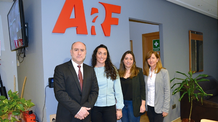 Desde la izquierda: Alfredo Roig, gerente; Eva Soriano, responsable del Sistema de Gesti&oacute;n Integrado; M&oacute;nica Roig, responsable del departamento de Facturaci&oacute;n; y Rosa Mu&ntilde;oz, responsable de Administraci&oacute;n. Foto Loli Dolz.