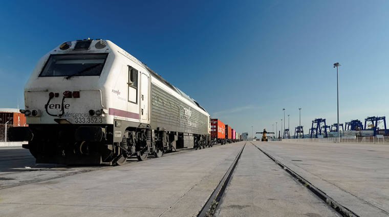 Algeciras duplica su tr&aacute;fico ferroviario en el primer semestre de 2021.