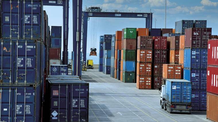 El sector de logística y transporte genera el 6,9% del PIB español con un volumen de negocio de más de 100.000 millones de euros.