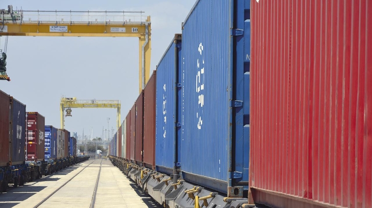 Los cánones de mercancías se consolidan como los más bajos de Europa, según Adif.