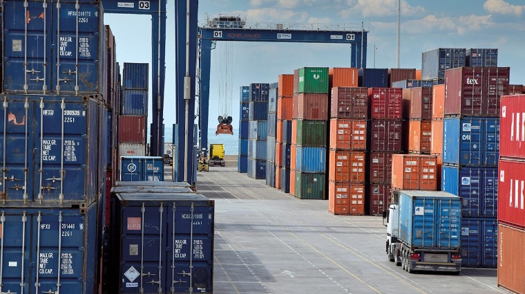 Las empresas transitarias especializadas en el sector cerámico y azulejero apuestan cada vez más por diversificar su actividad y mercados.