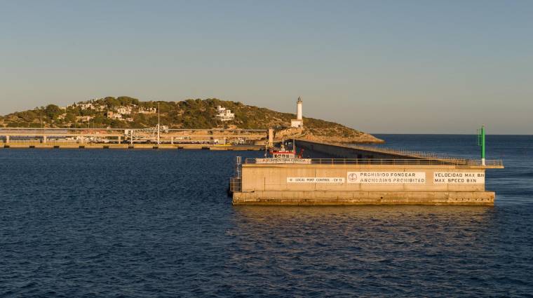 Finalizan en tiempo récord las obras de protección de la cimentación del dique del Botafoc en el puerto de Eivissa