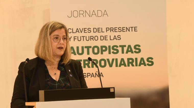 Maria Luisa Dominguez González, presidenta de Adif, en la jornada ‘Claves del presente y el futuro de las Autopistas Ferroviarias’