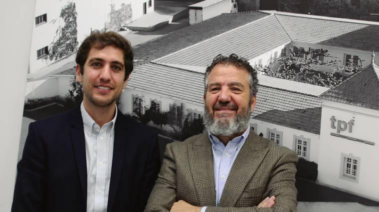 Jesús Fajardo y Baldemar Asensio, gerente y director general de TPF, Aspor y Triangle REM, presentaron el estudio. Foto J.C.P.
