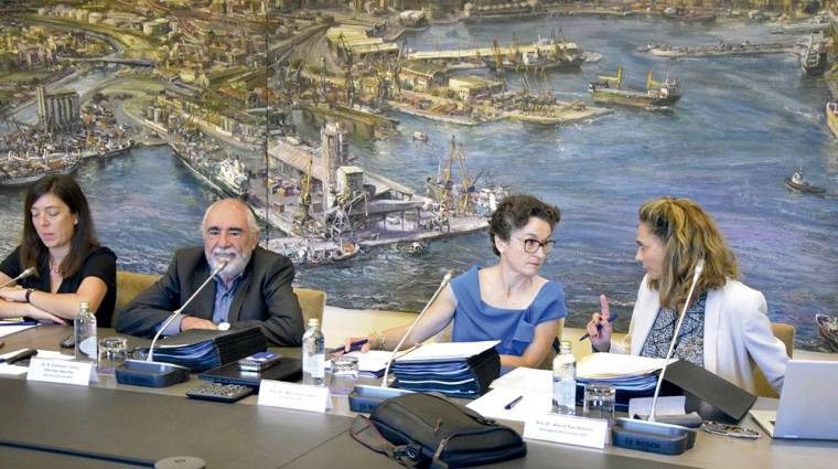 Mar Chao ha presidido su primer consejo de administración de la Autoridad Portuaria de Valencia.