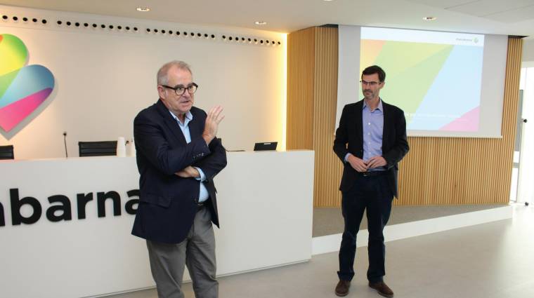Jordi Valls, director general de Mercabarna, y Pablo Vilanova, director de Estrategia e Innovación. Foto A.T.
