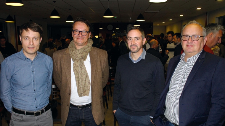 ﻿Francois le Freche, director del proyecto de ampliación del CEF de Mouguerre; David Hugla, alcalde de Lahonce; Frederic Lux, vicepresidente del Cliper de Baiona; Stephane Hubert, presidente del Cliper de Baiona. Foto J.P.