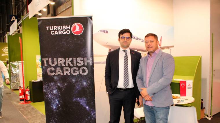 Ali Ramazán, Turkish manager en España; y Javier Rey, product manager. Foto B.C.