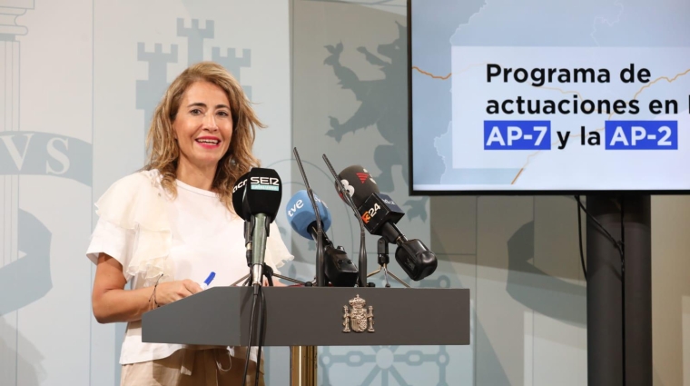 Raquel Sánchez anuncia nuevos enlaces y parkings para camiones en la AP-2 y la AP-7