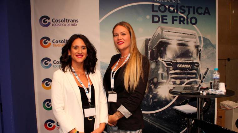 Rita Paredes y Vera Broers, del departamento de Exportación. Foto B.C.