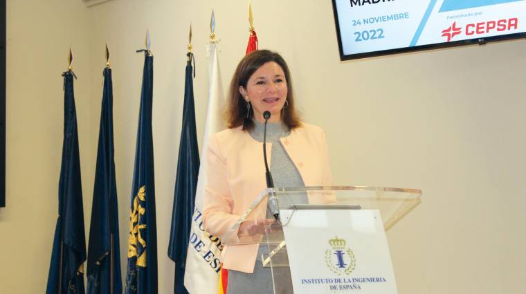 Mª José Rallo, secretaria general de Transportes y Movilidad del MITMA, ayer durante su discruso inaugural en la conferencual anual de SPC Spain. Foto B.C.
