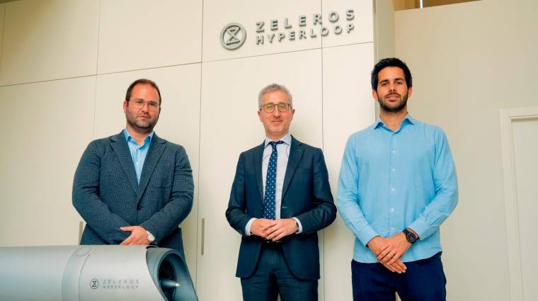El conseller de Hacienda y Modelo Económico, Arcadi España, ha visitado este jueves las instalaciones de la startup valenciana Zeleros.