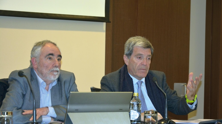 Francesc Sánchez, director general de la APV; y Aurelio Martínez, presidente de Valenciaport. Foto: Raúl Tárrega.