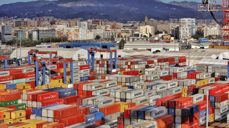 El tráfico de contenedores en el Puerto de Málaga crece un 97%