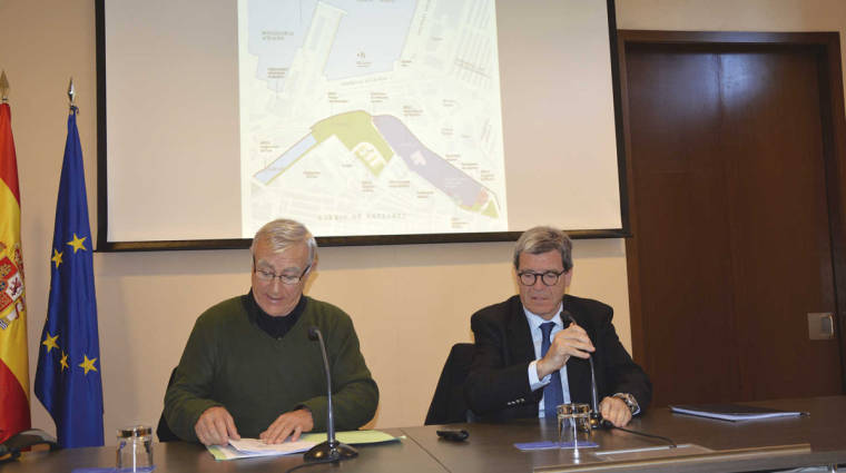 Joan Rib&oacute;, alcalde de Valencia y Aurelio Mart&iacute;nez, presidente de la APV, ayer en rueda de prensa. Foto DP.
