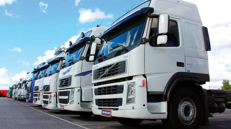El máster de la FVET se dirige a profesionales del transporte de mercancías por carretera que deseen adquirir conocimientos relacionados con operaciones, seguridad, servicio o costes del transporte.
