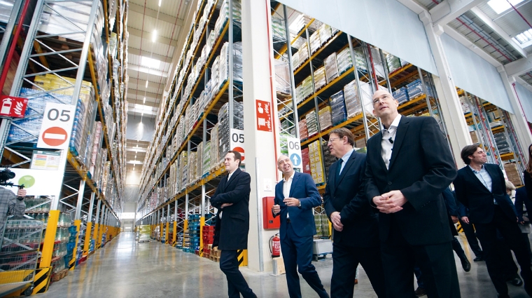 El president de la Generalitat, Ximo Puig, ha visitado esta ma&ntilde;ana el centro acompa&ntilde;ado por el director general de Lidl en Espa&ntilde;a, Claus Grande, y el director regional en la Comunitat Valenciana, Grischa Voss.