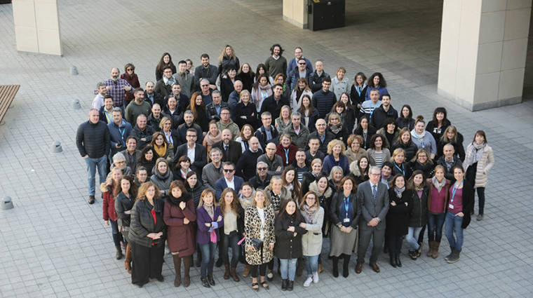 Trabajadoras y trabajadores del Puerto de Barcelona conmemoran el D&iacute;a Internacional de la Mujer.