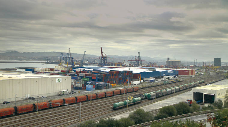 La compa&ntilde;&iacute;a aumenta la conectividad del puerto de Bilbao con este nuevo servivio.