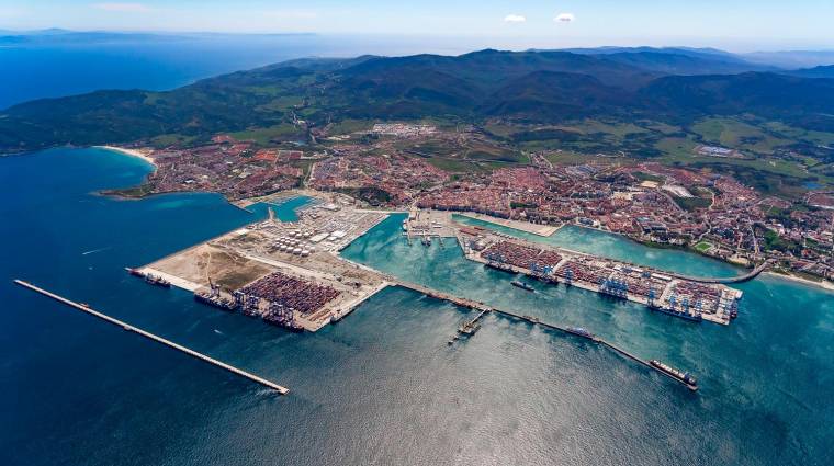 Imagen aérea del Puerto de Algeciras.