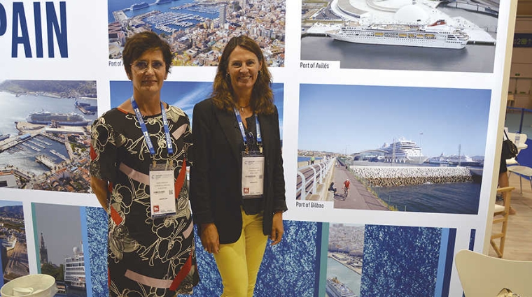 Amaia Sarasola, jefa de la divisi&oacute;n de Marketing y Comercial, y Cristina Ardeo, del departamento Comercial de la Autoridad Portuaria de Bilbao. Foto Eva Monr&oacute;s.