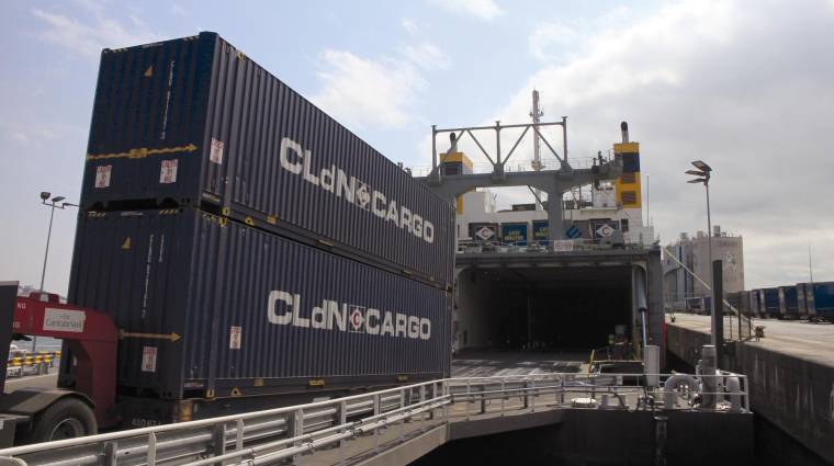 CLdN comenzó a operar en Santander en 2016 y ha sido pieza clave para afianzar el tráfico ro-ro en el enclave. Foto J.P.
