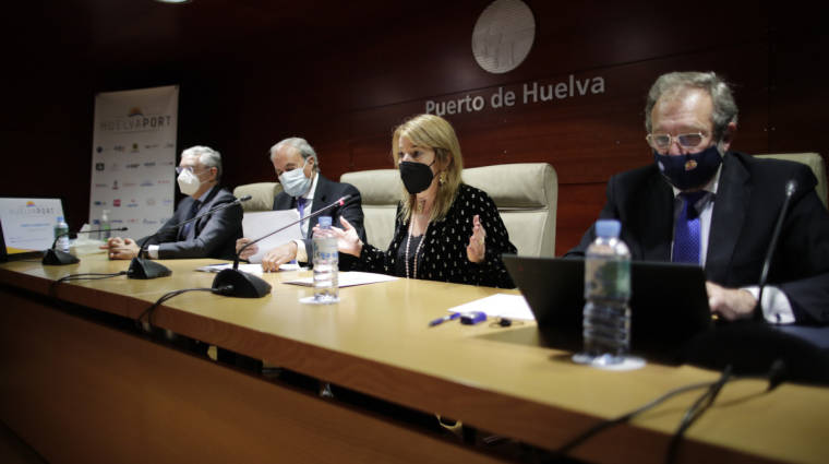 Reuni&oacute;n de la Junta directiva de Huelvaport.