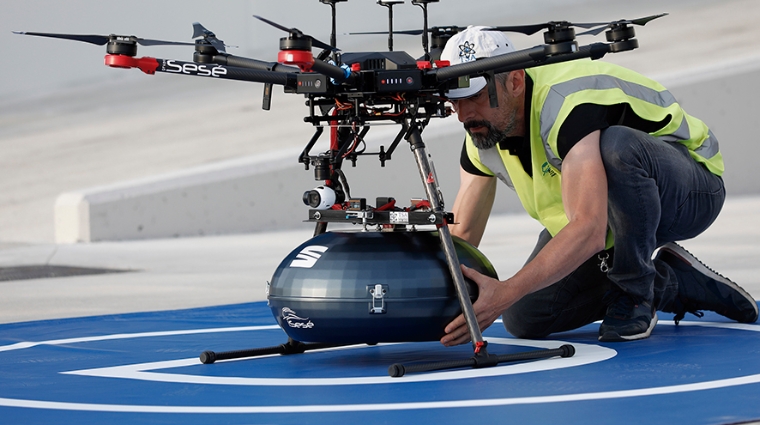 Dron utilizado en la prueba piloto realizada por Ses&eacute; para suministrar componentes a SEAT.