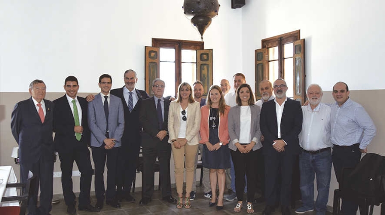 Francisco Roca, Jorge Selma, Vicente Ramos, Francisco Prado, Francisco Salvador, Lorena Ballester, Alfredo Soler, Paula Casais, Pedro Coca, Antonio Garc&iacute;a, Luc&iacute;a Calabria, Juan Cubells, Antonio Crespo, Vicente Vidal y Fernando Vitoria.