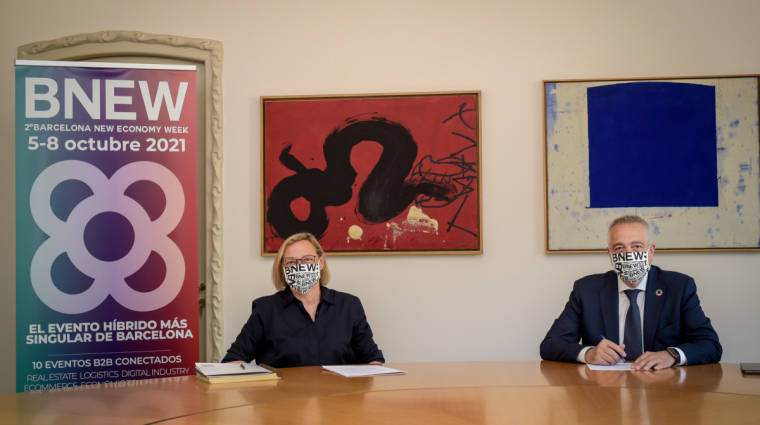Marta Lacambra, directora general de la Fundaci&oacute; Catalunya La Pedrera;​​​​​​ y Pere Navarro, delegado especial del Estado en el Consorci de la Zona Franca de Barcelona y presidente de BNEW.