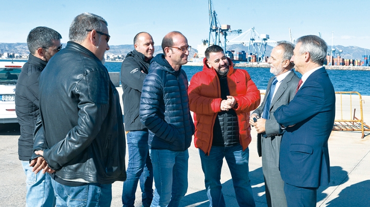 De la Encina y Toledo mantuvieron un encuentro con representantes de la estiba del puerto de Castell&oacute;n.