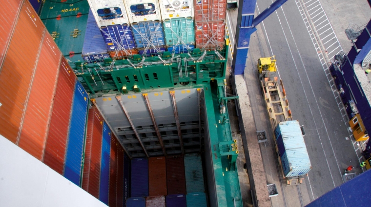 El objetivo del protocolo es afianzar la seguridad en las operativas del Puerto de Valencia. Foto: DP.