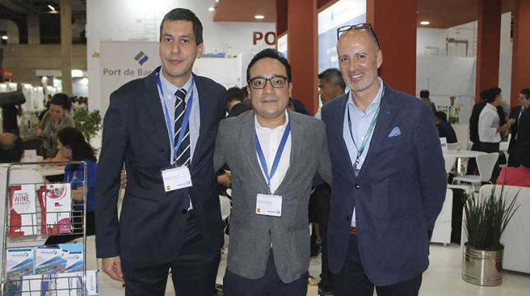 Arturo Ch&aacute;vez, director Overseas de Transcoma Global Logistics en Espa&ntilde;a; Felipe Caicedo, trade lane manager de TGL; Salvador Mart&iacute;n, director general de TGL. Foto J.P.