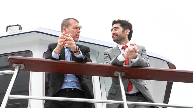 Josep Maria Cruset i Jordi Puigner&oacute;, ayer en el Port de Tarragona.