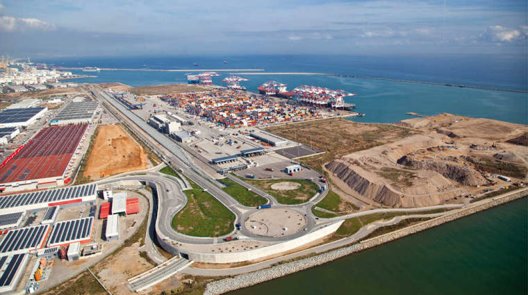 La terminal multimodal se construir&aacute; en la zona de ampliaci&oacute;n del Puerto de Barcelona.