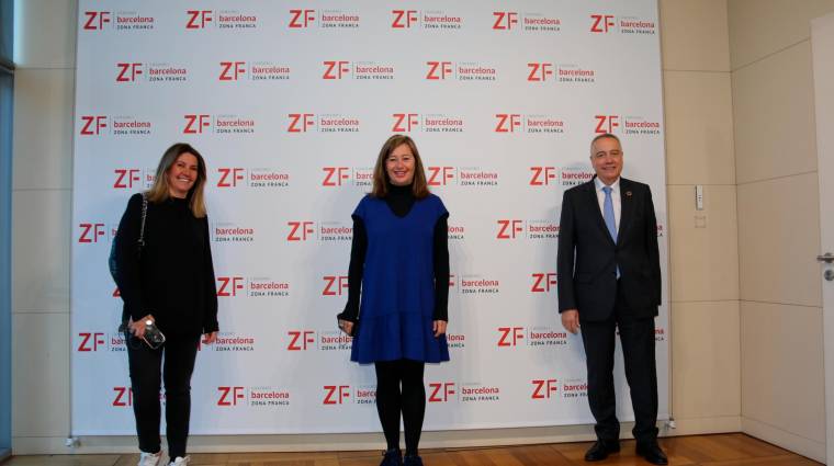 Blanca Sorigué, directora general del CZFB; Francina Armengol, presidenta del Gobierno de las Islas Baleares, y Pere Navarro, delegado especial del Estado en el CZFB.