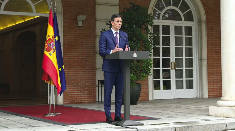 El presidente del Gobierno, Pedro Sánchez, el lunes en La Moncloa, durante el anuncio del adelanto electoral.