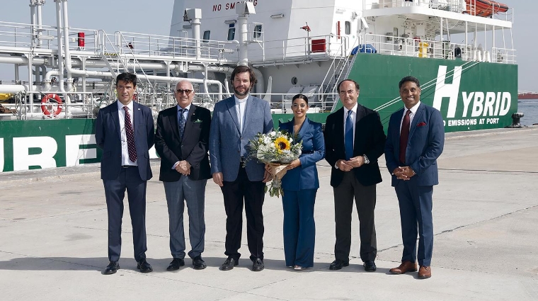 El buque opera en la Bahía de Algeciras desde enero y ya ha llevado a cabo 315 abastecimientos.