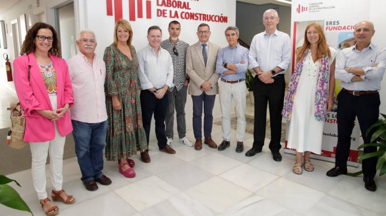 La AP de Huelva ha visitado las instalaciones de la Fundación Laboral de la Construcción.