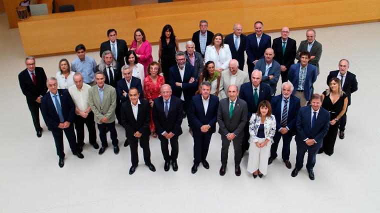 La comunidad aduanera de Irún ha celebrado el primer Centenario del Colegio Oficial de Agentes de Aduanas y Representantes Aduaneros de Irún. Foto J.P.