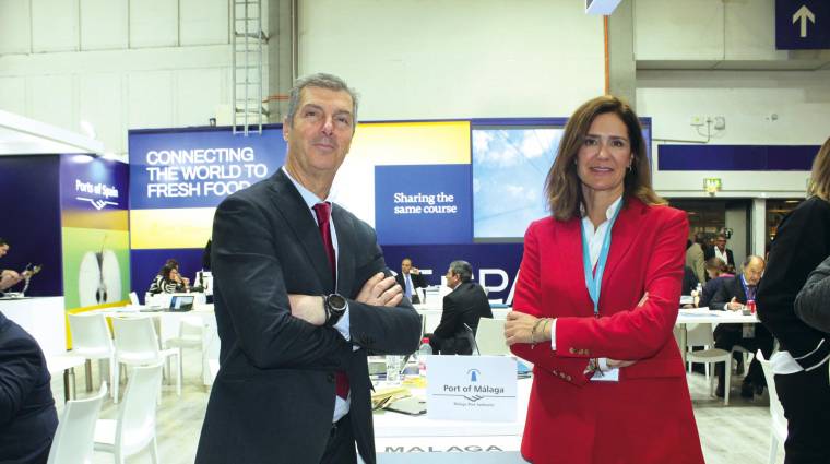 Jesús Peña, jefe de Planificación, y Pilar Fernández-Fígares, gerente de la Fundación Málagaport.